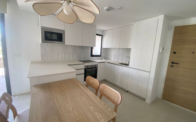 ALQUILER ÚNICAMENTE PARA EMPRESAS