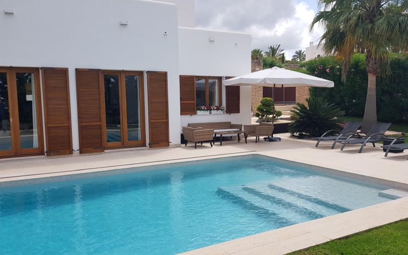 ¡¡OPORTUNIDAD!! SE VENDE PRECIOSA CASA EN CALA DE BOU