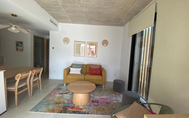 ALQUILER ÚNICAMENTE PARA EMPRESAS